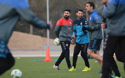 Romo dirigint un entrenament a Olímpia | Roger Benet (CES)